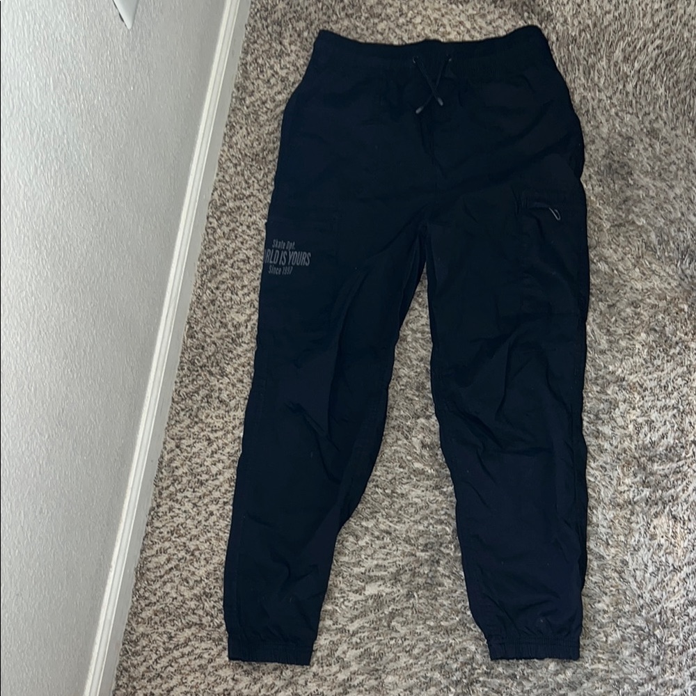 Boy’s H&M Classic Black “Skate” Cargo Style Joggers
 (Size:16Y/XL)